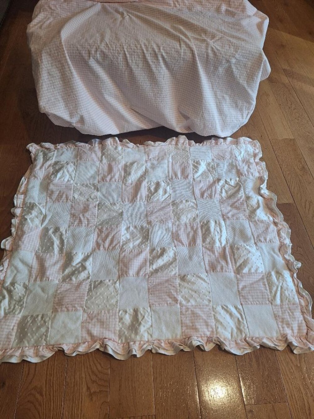 Baby Girl 4 piece Pink & Ivory Crib Set - Comforter, Blanket, Dust Ruffle - EUC